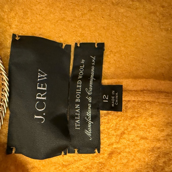 🛍️SOLD🛍️ Chic Mustard Yellow Coat - Picture 3 of 3